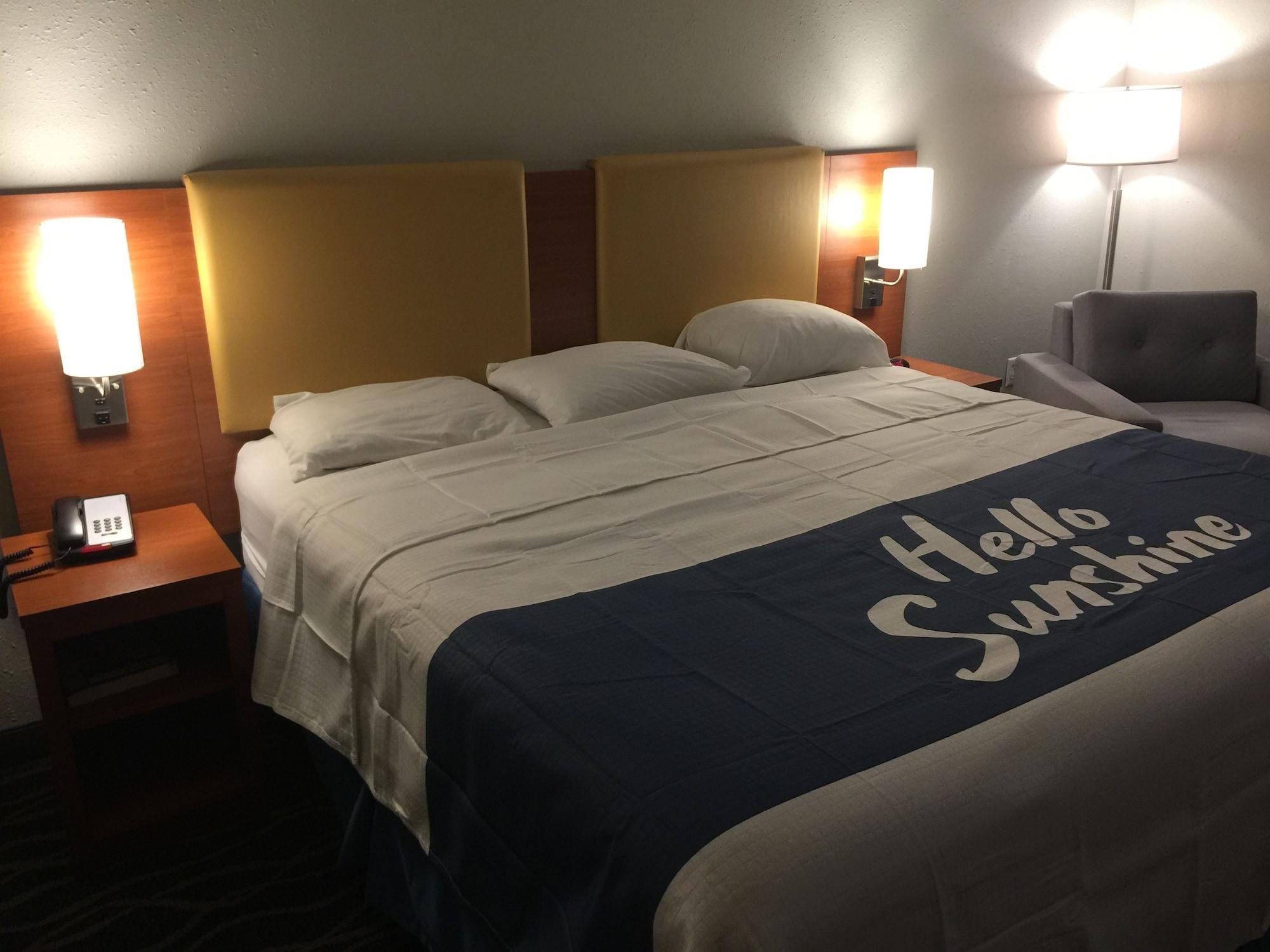 Days Inn & Suites By Wyndham Cincinnati North Springdale Luaran gambar